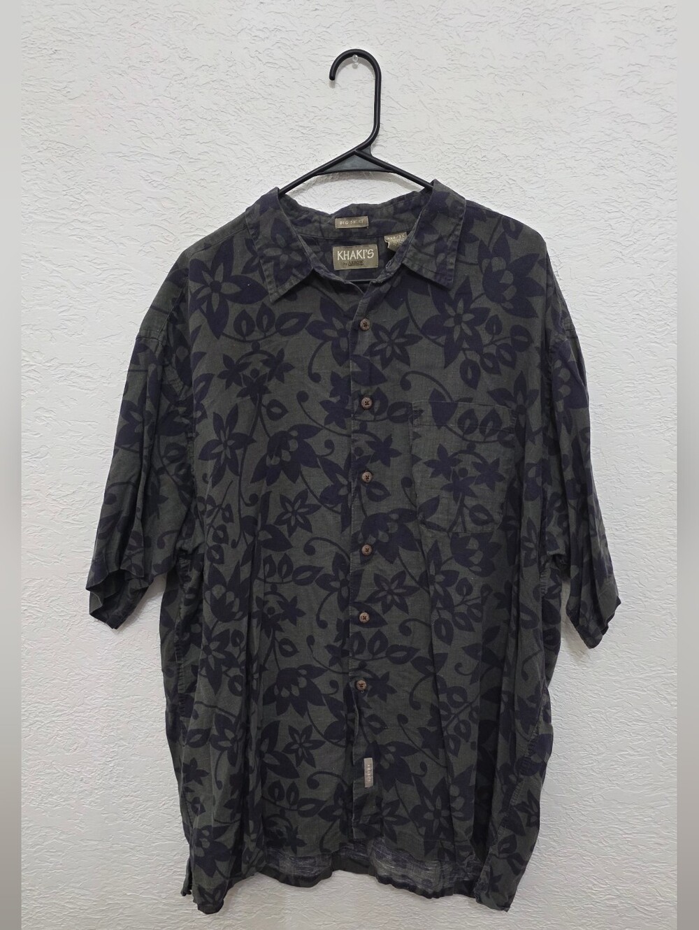 Arrow Dark Gray and Black Floral Button Up Shirt 3XL
